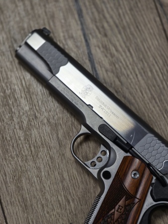 Occasion - mith & Wesson SW1911 E-Series Stainless 45 ACP