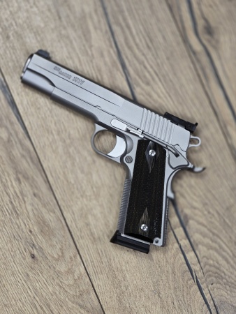 Occasion - Pistolet SIG Sauer 1911 Target Stainless .45 ACP