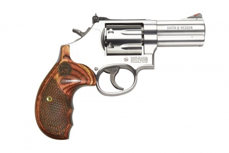 Revolver Smith & Wesson 686 plus luxe 357 mag